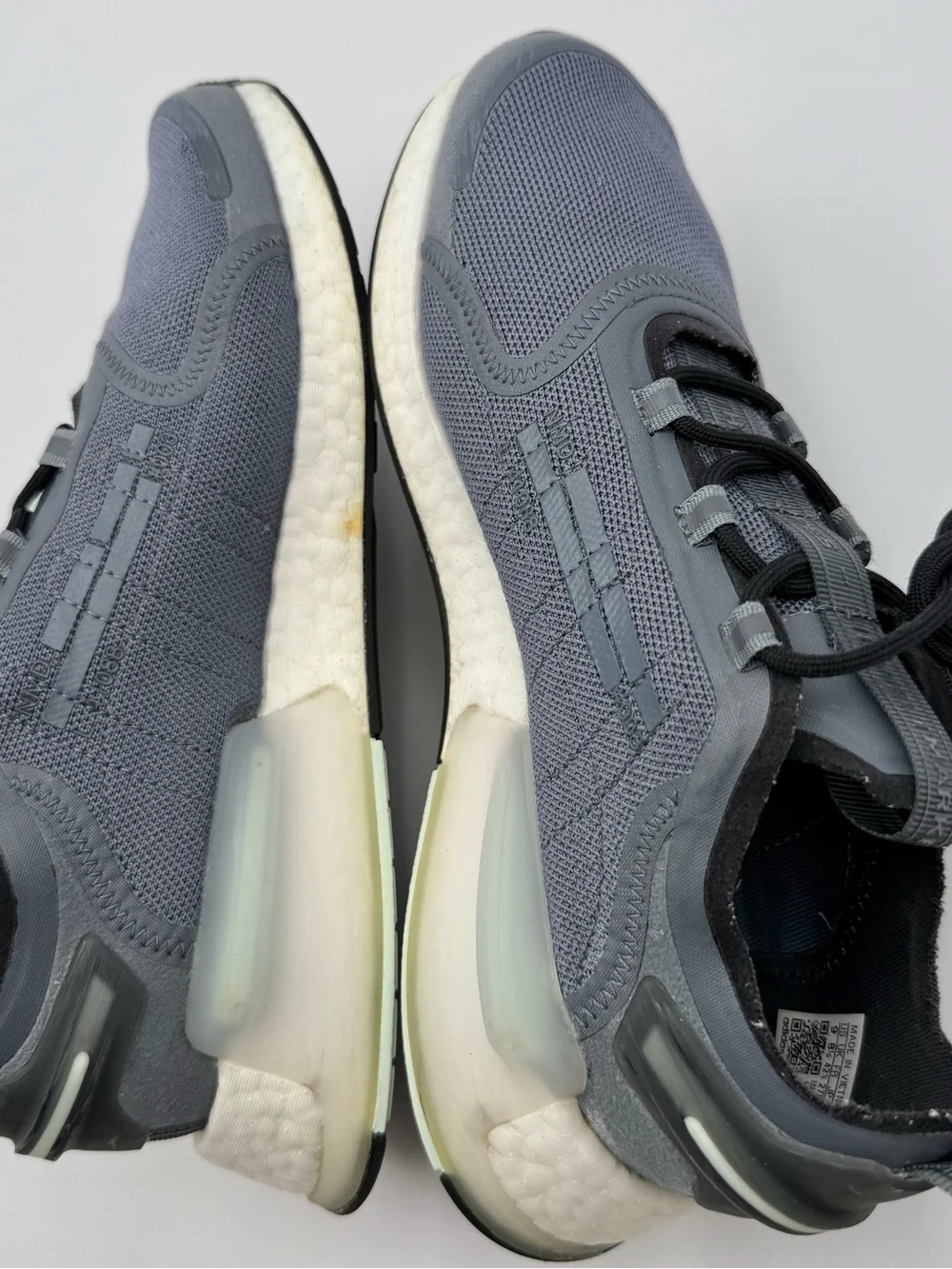 adidas NMD V3 Men’s Low Top Lace-Up Athletic Sneakers Onix/Ice Mint GZ4353
